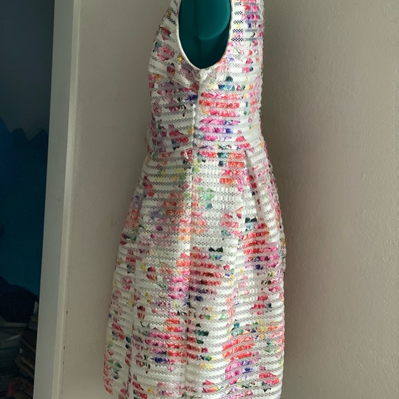Colorful Floral women’s Tea Dress Size 10 - Picture 7 of 8